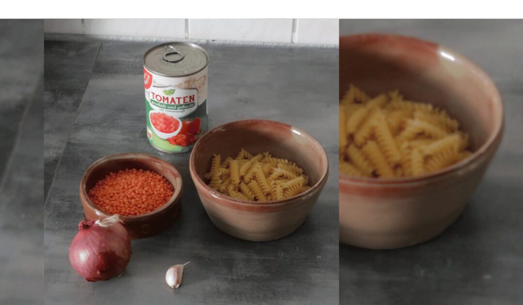 Make your own trekking food: Recipe for red lentil Bolognese with fusilli