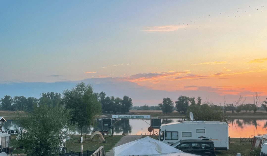 Kanu fahren auf der Elbe Schönebeck Anlegestelle