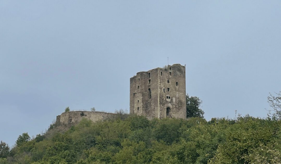 Hiking to Arnstein Castle in Germany